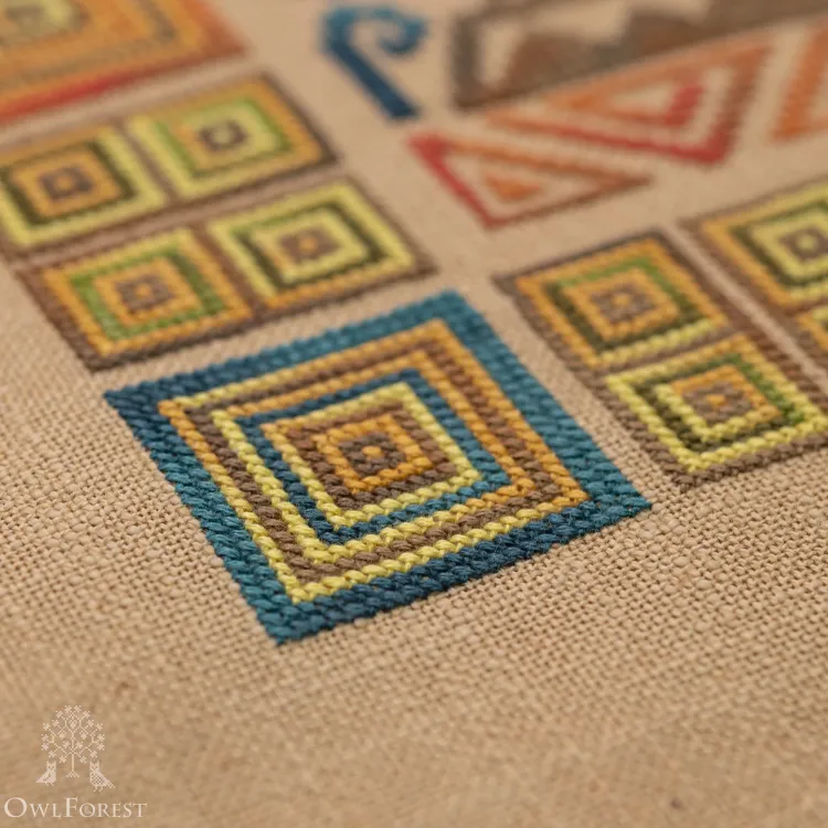 Печатная схема для вышивания «Индейские мотивы. Пирамида» 5 цветов