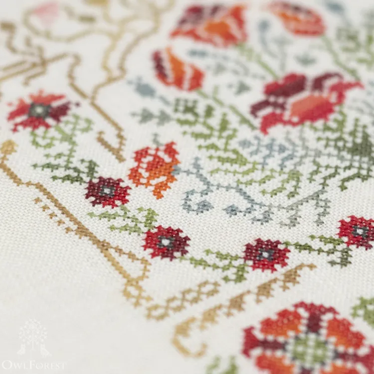 Электронная схема «Торжественный мак»