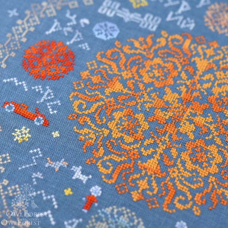 Схема для вышивания «Вокруг Солнца» c русскими надписями