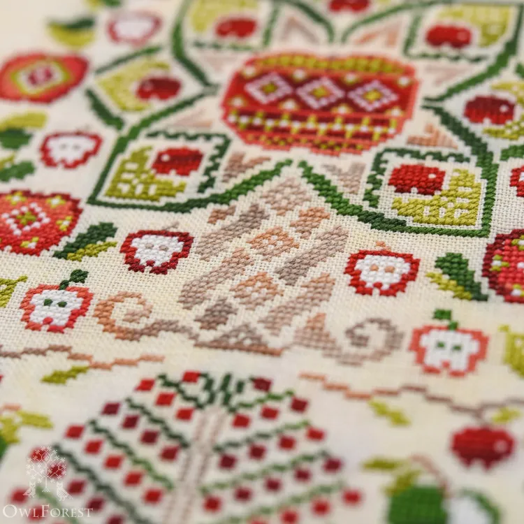 Схема для вышивания «Наливные яблочки»