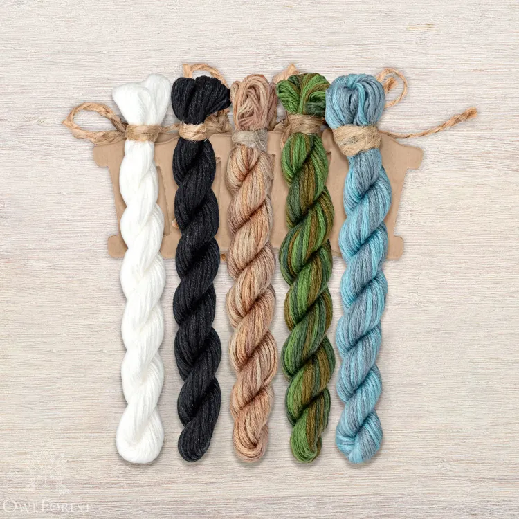 Набор ниток OwlForest для схемы «Медвежий Новый год. Белые медведи» (ПНК)