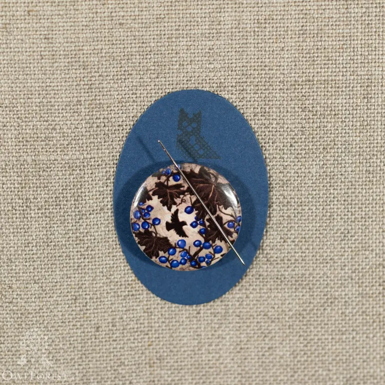 Набор для вышивания «Чёрный плющ»