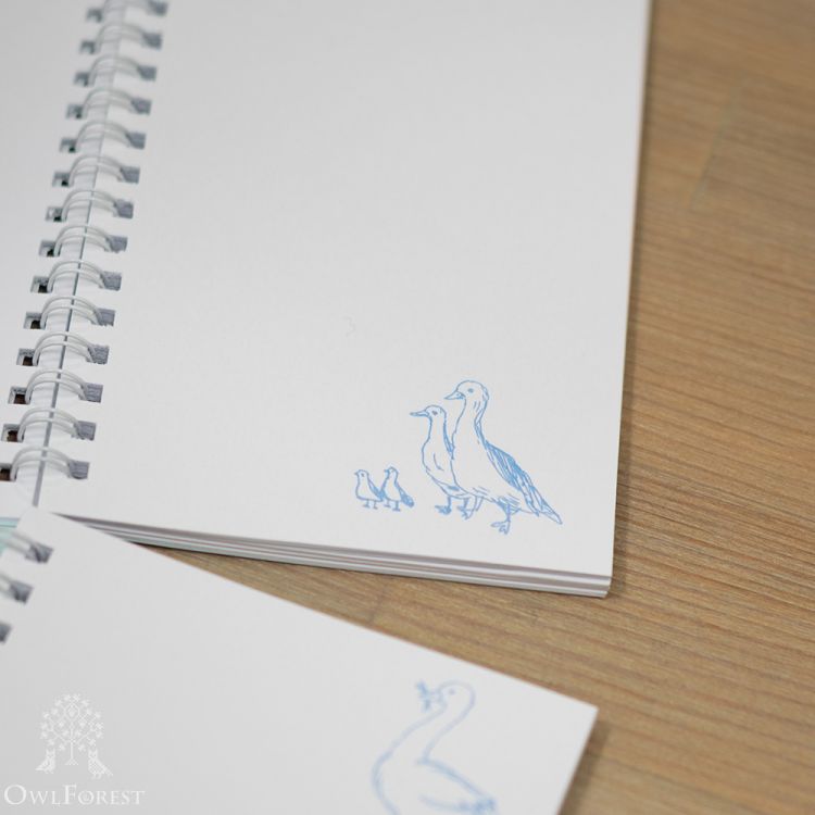 Блокнот А6 «Дикие гуси»