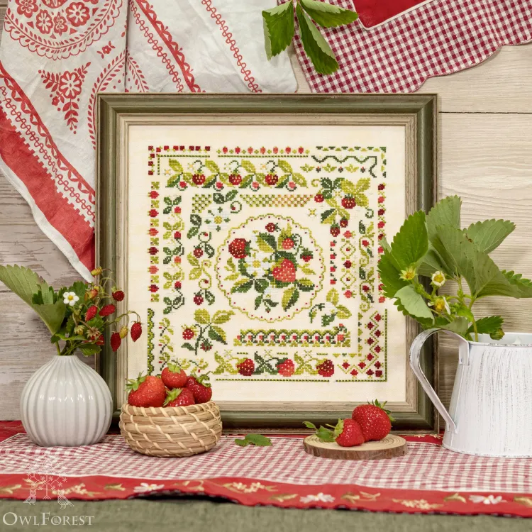Схема для вышивания «Клубничное лето»