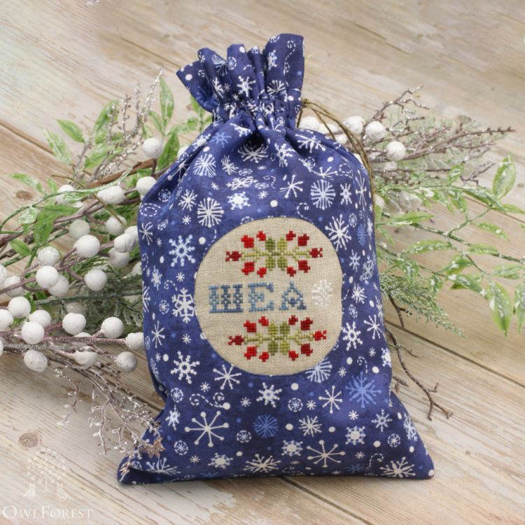 Схема для вышивания «Новогодний семплер. Русский алфавит»