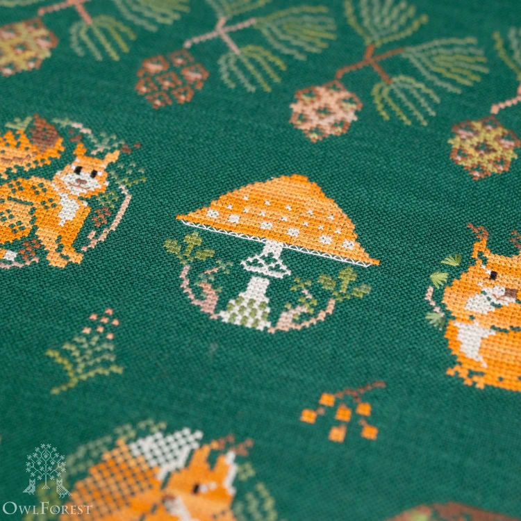 Схема для вышивания «Белочкины запасы» 
