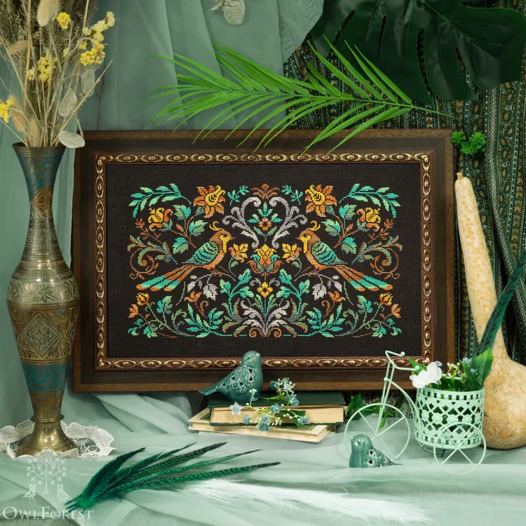 Схема для вышивания «Ночные трели изумрудных птиц»