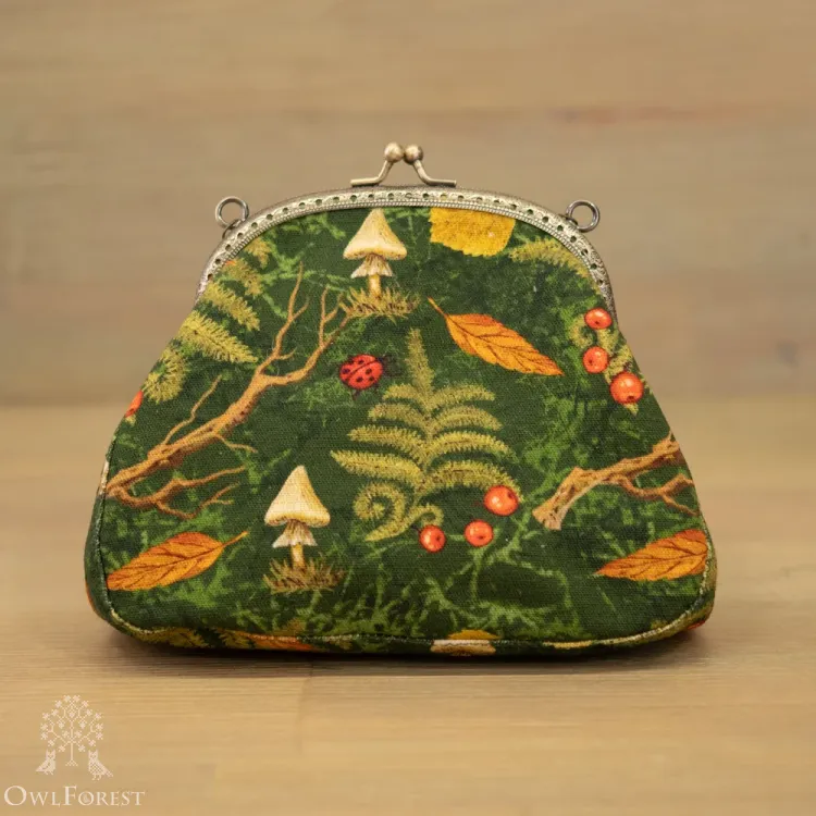 Клатч на фермуаре «Лесная мелочь»