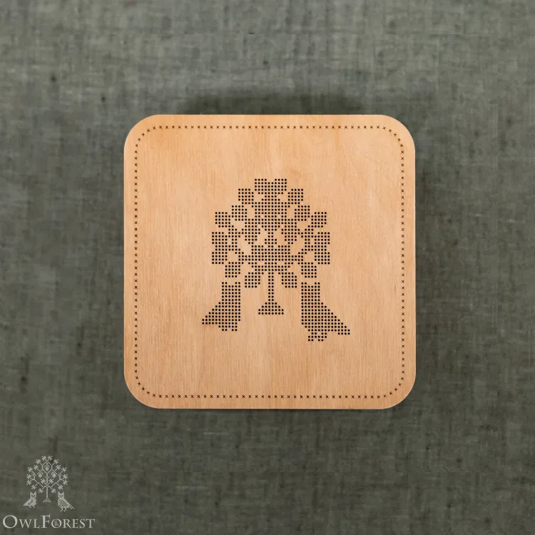 Перфорированная шкатулка «Совы под дубом»