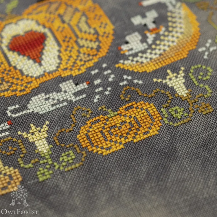 Схема для вышивания «Тыквенная ворона» 