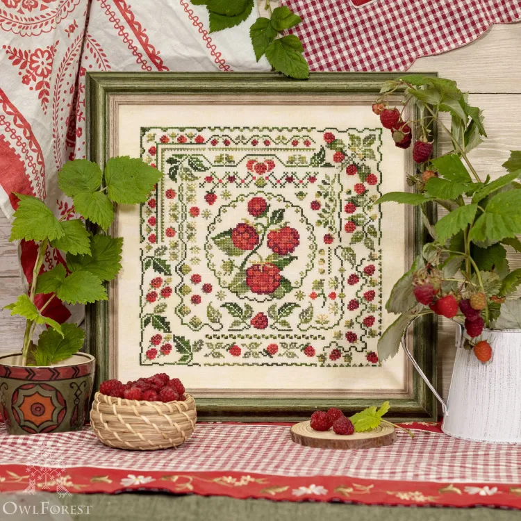 Набор для вышивания «Малиновое лето»