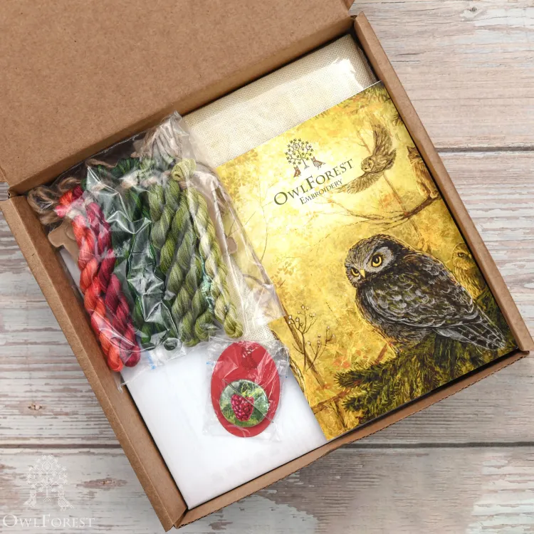 Набор для вышивания «Малиновое лето»