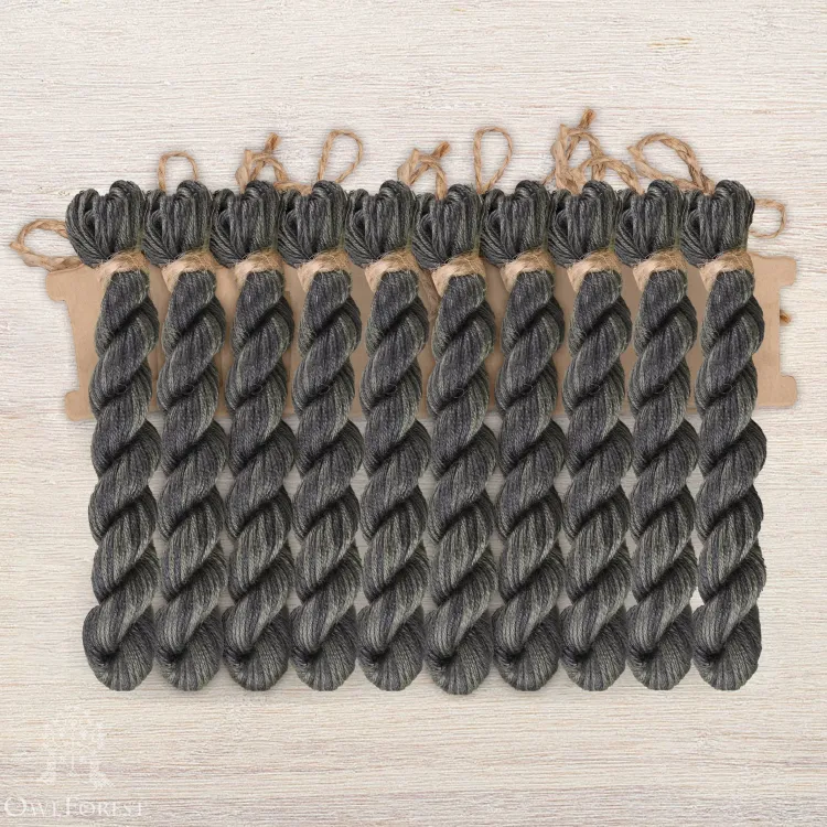 Набор ниток OwlForest для схемы «Черный винтаж» (ПНК)