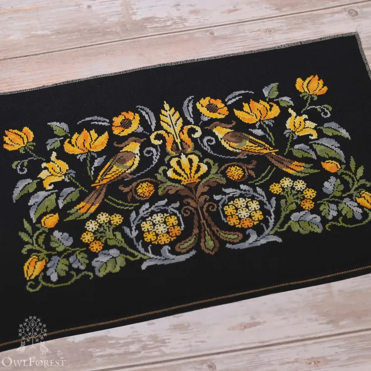 Набор для вышивания «Ночные трели янтарных птиц» 