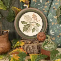 Бесплатная схема для вышивания «Ветка дуба»