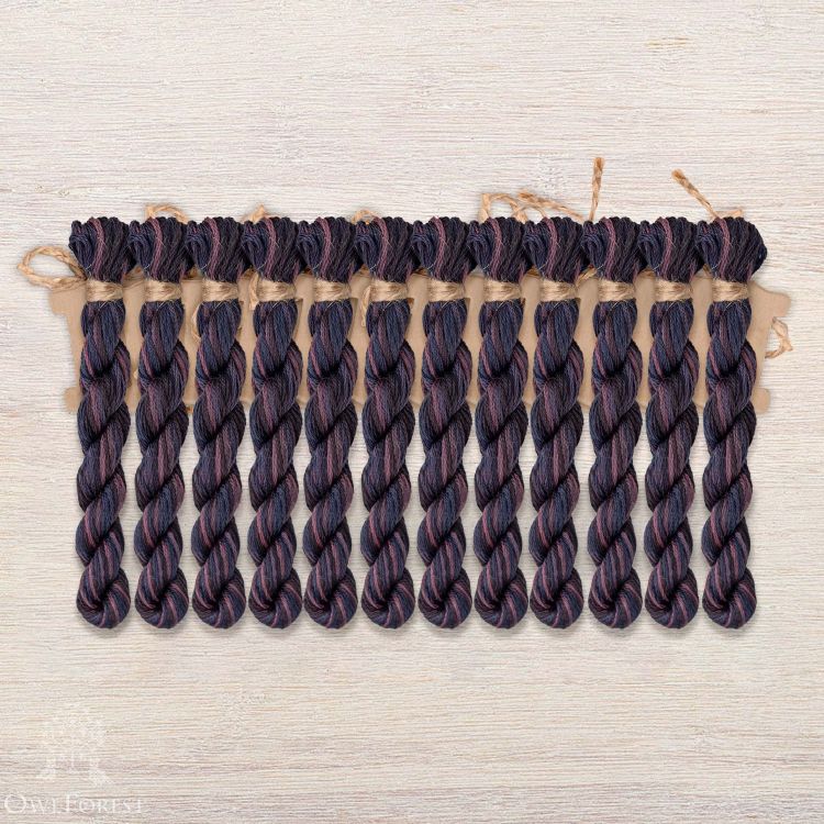 Набор ниток OwlForest для схемы «Королевские павлины» (DMC) 