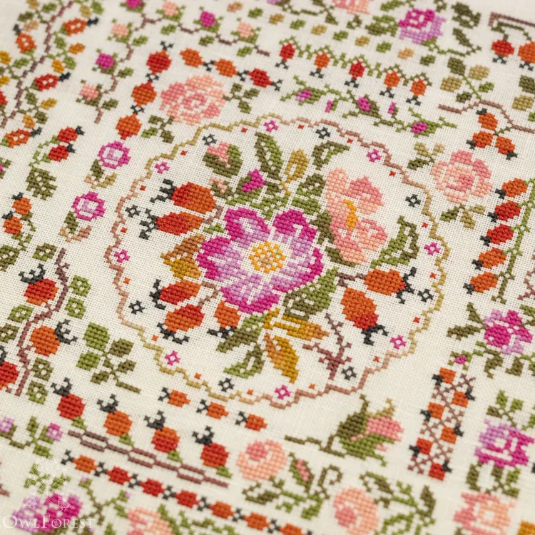 Набор для вышивания «Шиповниковое лето»