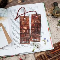 Комплект из 2 книжных закладок «Книжный шкаф»