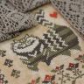 Бесплатная схема для вышивания «Алиса в Стране Чудес» трехцветный вариант