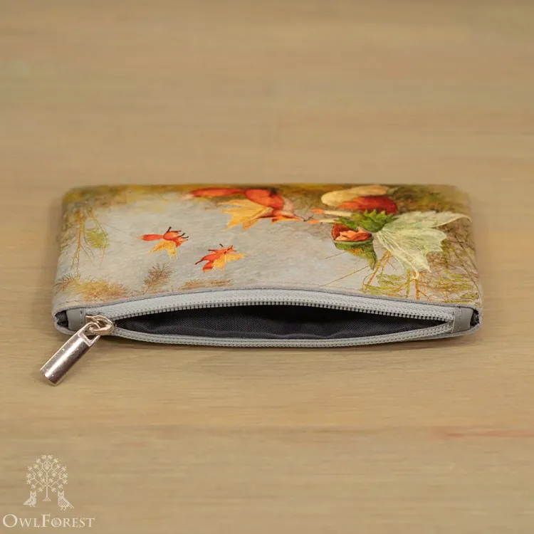 Косметичка кожаная «Феечка и лисы»