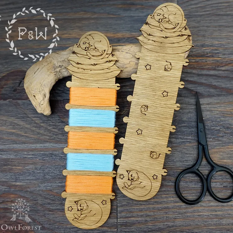 Бобинка «Котик на подушках»