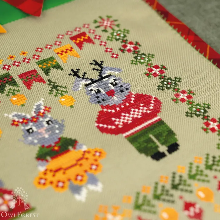 Схема для вышивания «Новогодние зайцы»