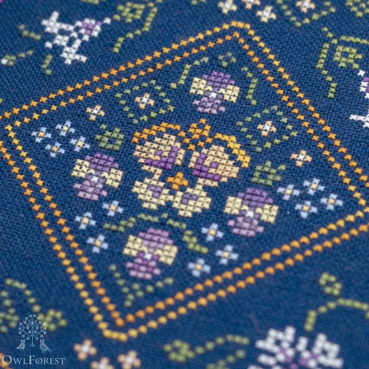 Электронная схема «Анютины глазки»