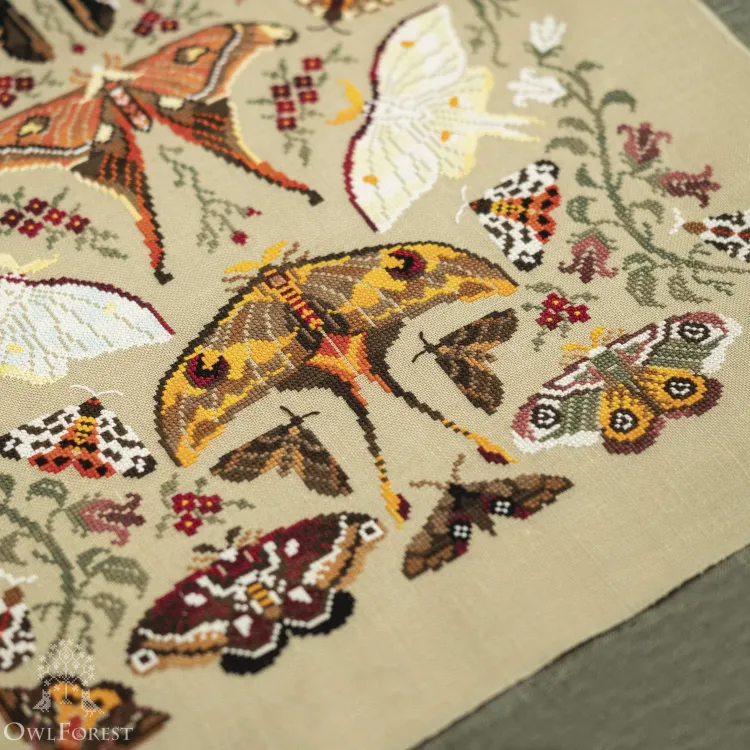 Схема для вышивания «Вальс мотыльков»