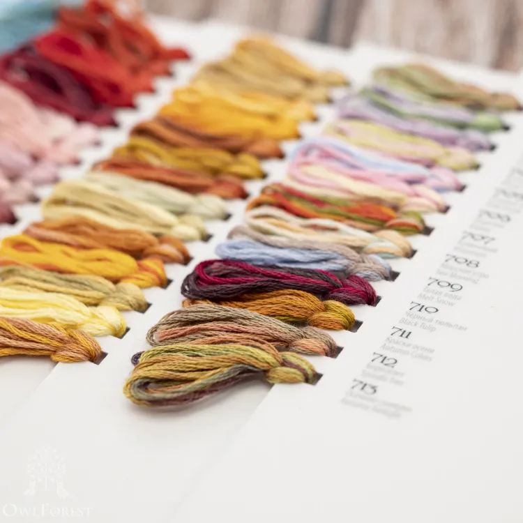 Карта цветов OwlForest с образцами ниток