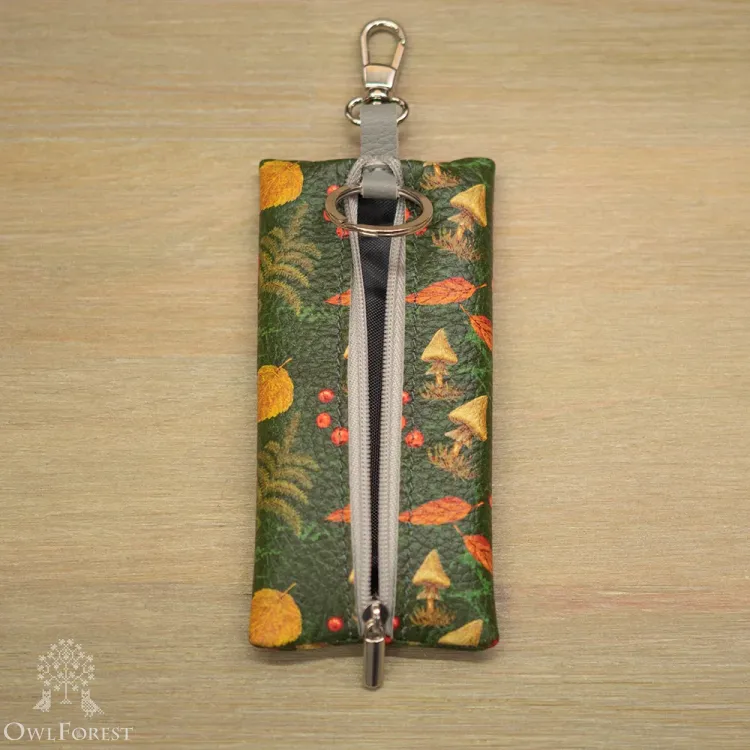 Ключница «Грибы и букашки»