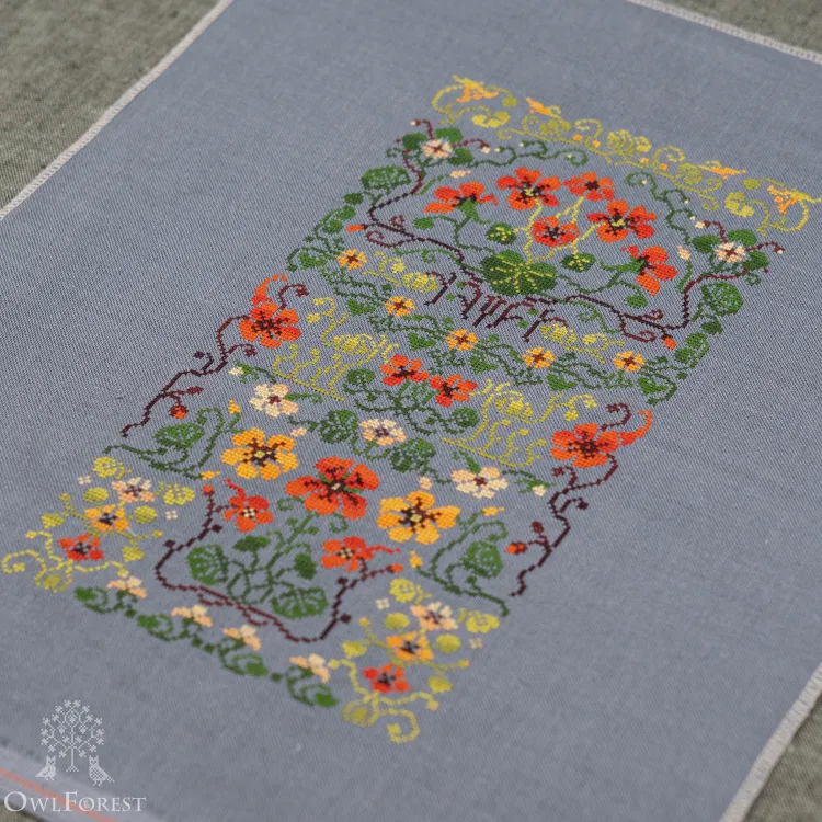 Схема для вышивания «Огненная настурция»