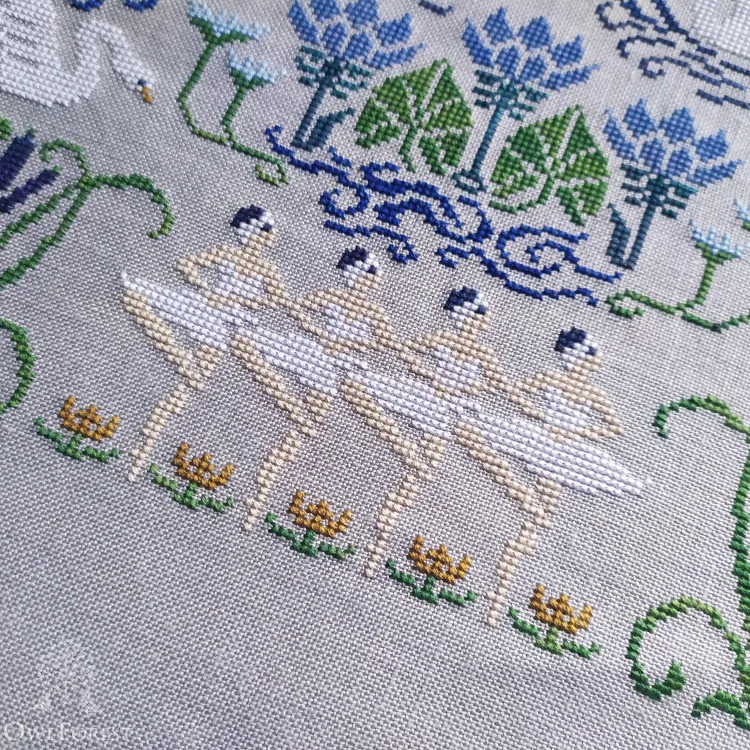 Схема для вышивания «Лебединое озеро»