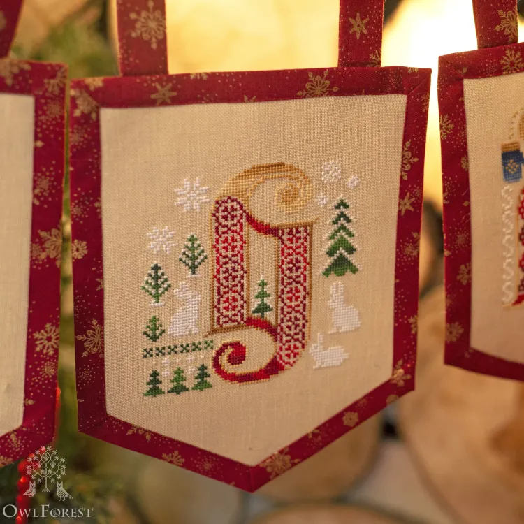 Буклет для вышивания флажков «С Новым Годом!»