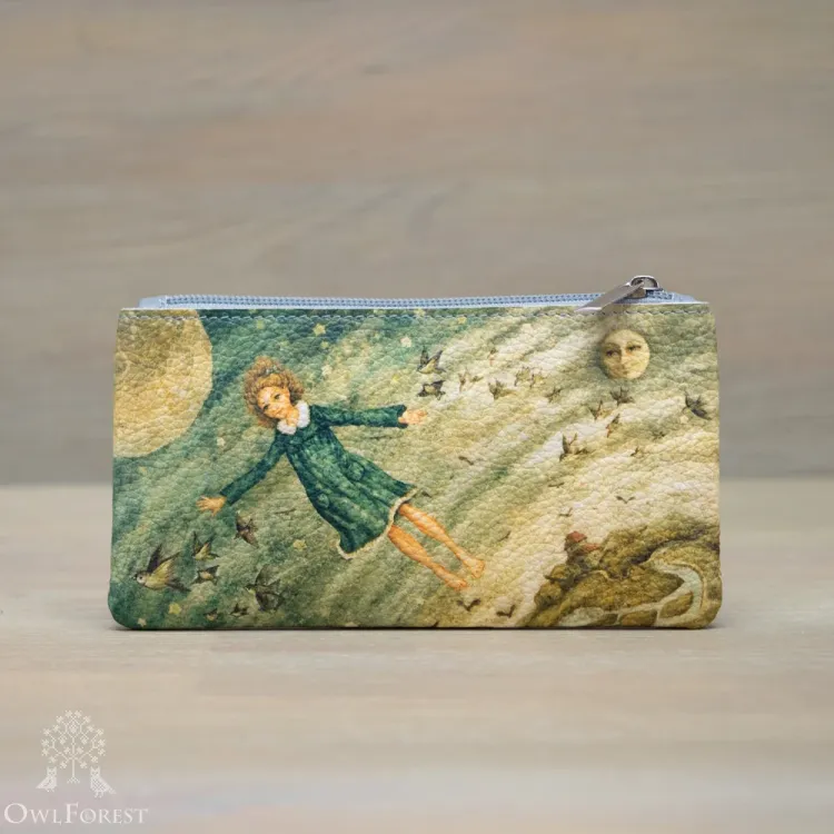 Косметичка кожаная «Летящая девочка»