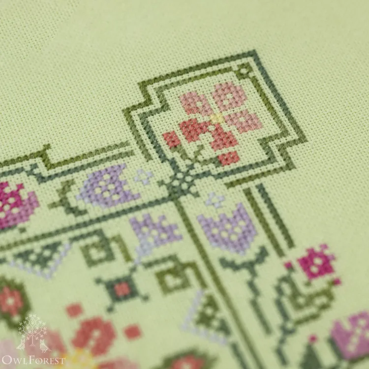 Электронная схема «Цветущий май»