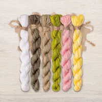 Набор ниток OwlForest для схемы «Весенние попрыгушки» (DMC)