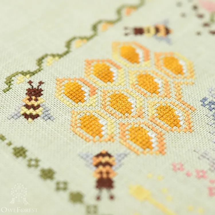 Схема для вышивания «Летний триптих. Мёд»