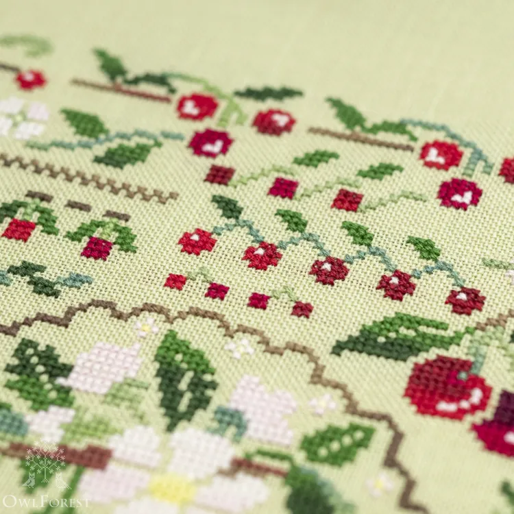 Схема для вышивания «Вишнёвое лето»