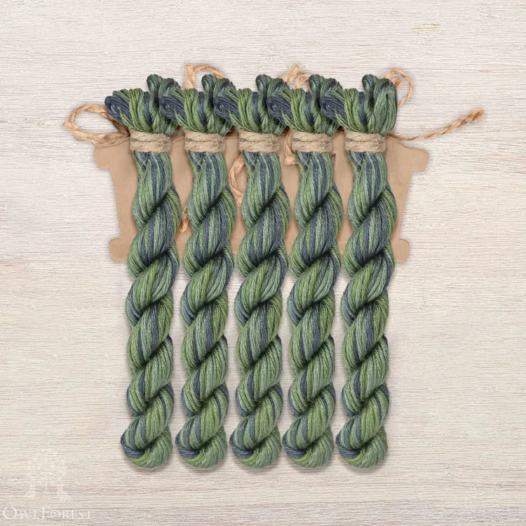 Набор ниток для рамки «Двенадцать месяцев» (ПНК)