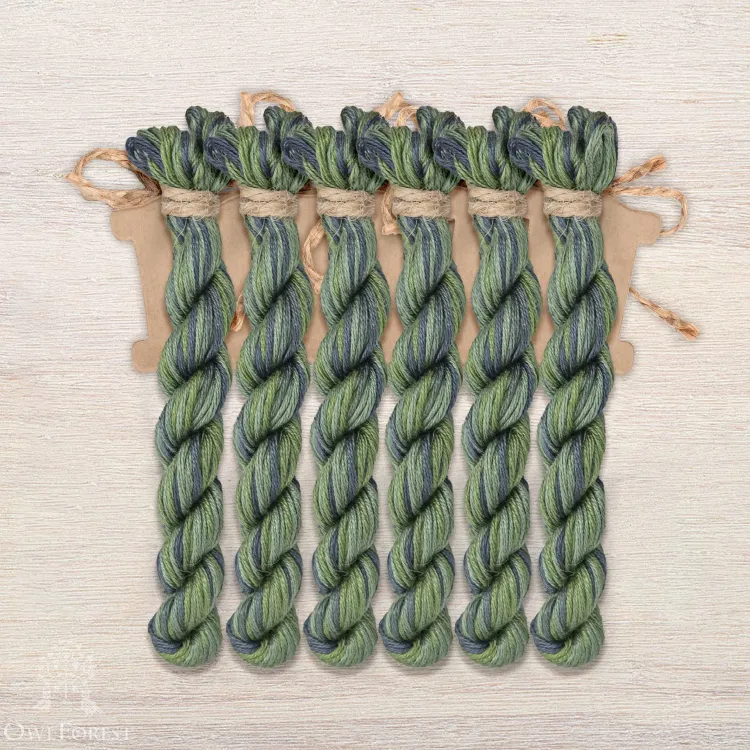 Набор ниток для рамки «Двенадцать месяцев» (ПНК)