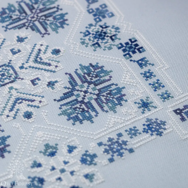 Электронная схема «Снежный февраль»