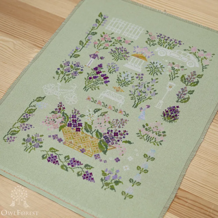 Схема для вышивания «Свидание в сиреневом саду»