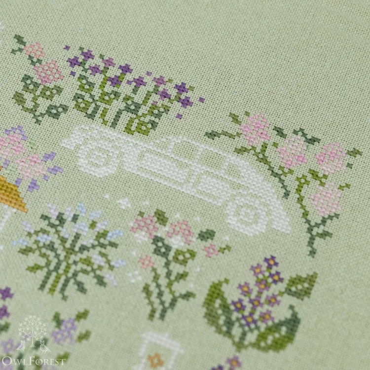 Схема для вышивания «Свидание в сиреневом саду»
