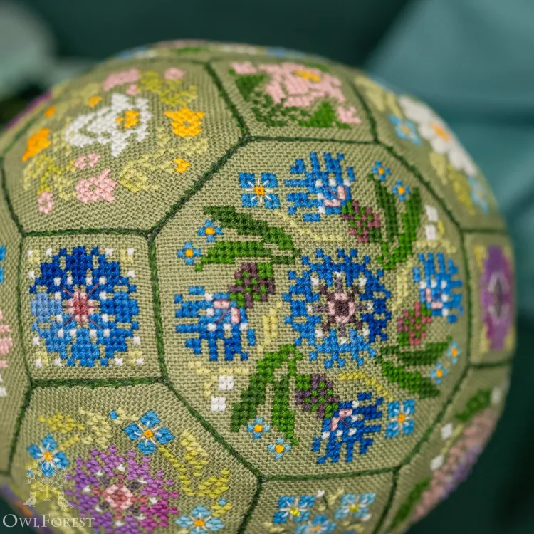 Электронная схема «Цветочный шар»