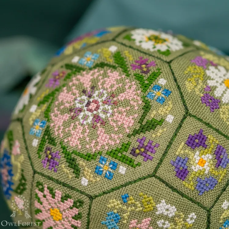 Электронная схема «Цветочный шар»